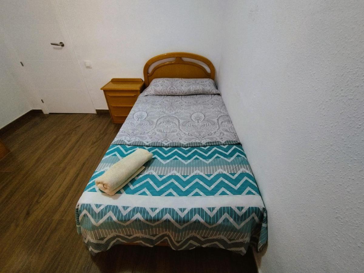 Sunny Flat With Huge Terrace! Close Downtown! Alicante Buitenkant foto