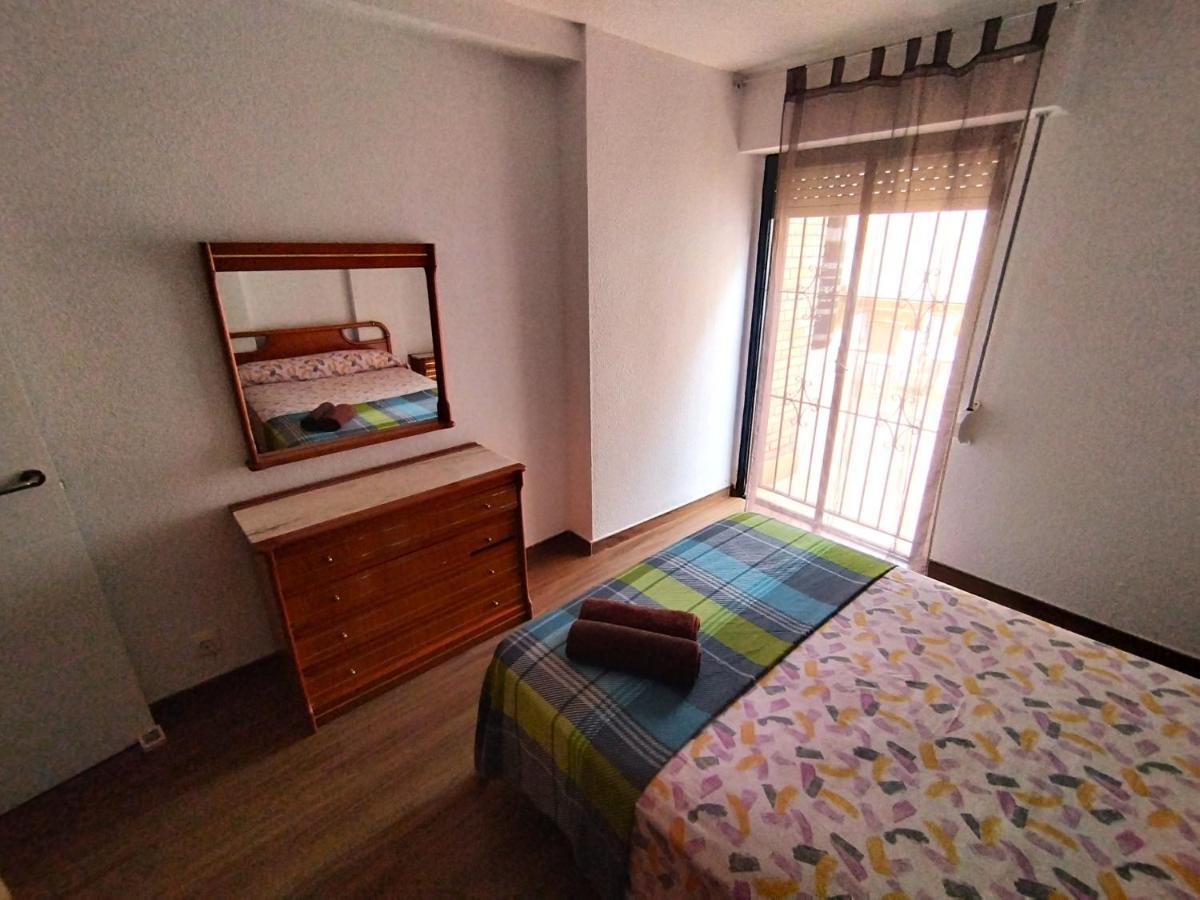 Sunny Flat With Huge Terrace! Close Downtown! Alicante Buitenkant foto